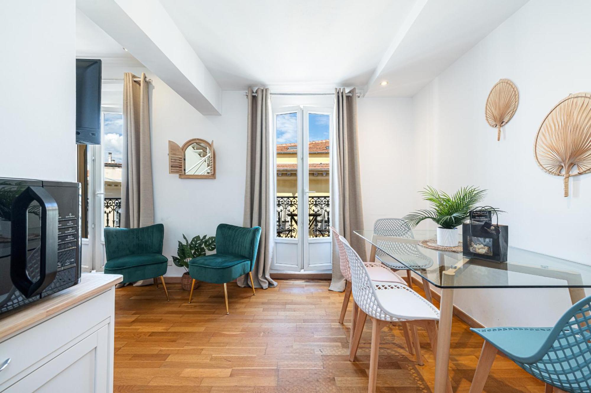 Massena Street - 1 Bdr Duplex With Ac & Parking Nice Exterior foto