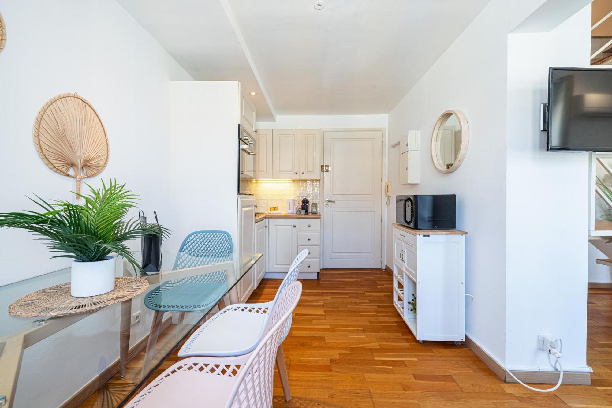 Massena Street - 1 Bdr Duplex With Ac & Parking Nice Exterior foto